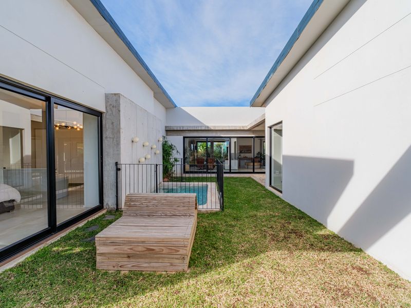 Gorgeous Family Home in the Best Estate on the North Coast - Photo 6