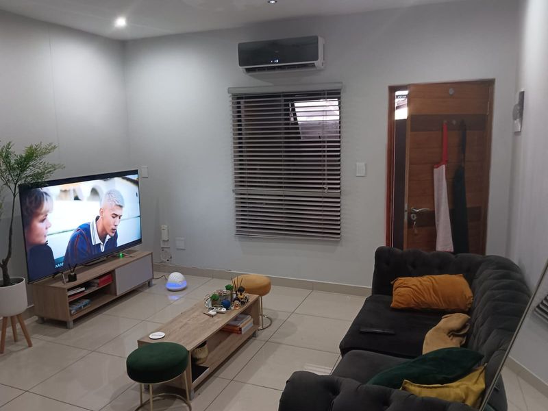 1 Bedroom in Umhlanga Ridge - Photo 3