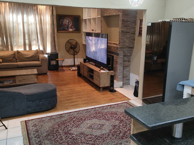 Apartment For Sale In Pretoria - Photo 10