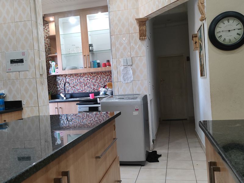 Apartment For Sale In Pretoria - Photo 8