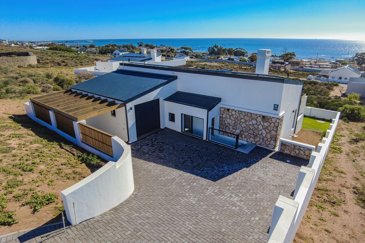 Newly Built Double-Story Home with Breathtaking Views – St Helena Bay - Photo 5