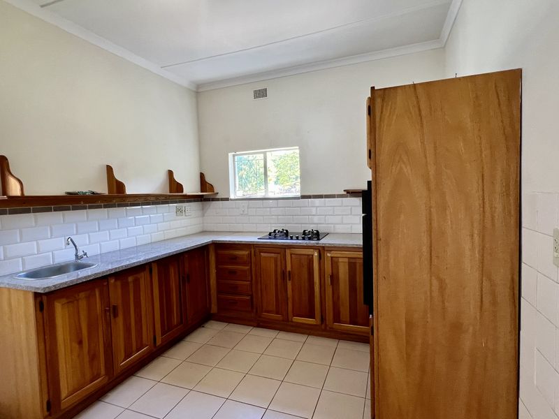 3 BEDROOM HOUSE TO LET - Photo 8