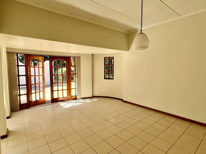3 BEDROOM HOUSE TO LET - Photo 3