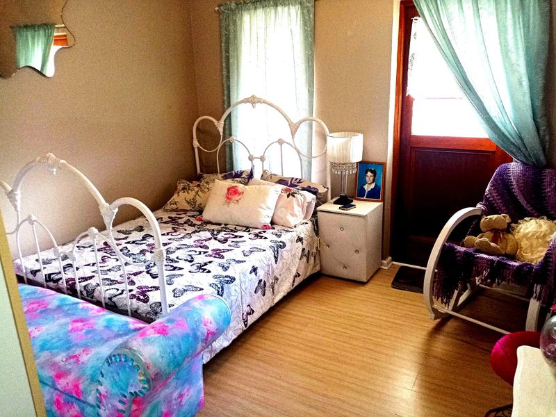 CUTE & EASY TO MAINTAIN TOWNHOUSE - REDUCED TO SELL ASAP! - Photo 9
