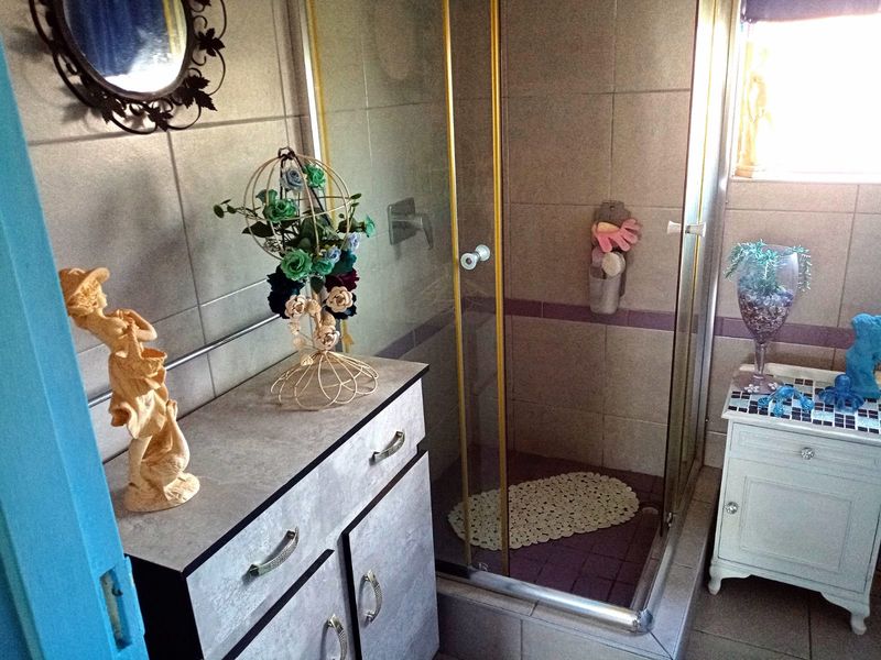CUTE & EASY TO MAINTAIN TOWNHOUSE - REDUCED TO SELL ASAP! - Photo 7