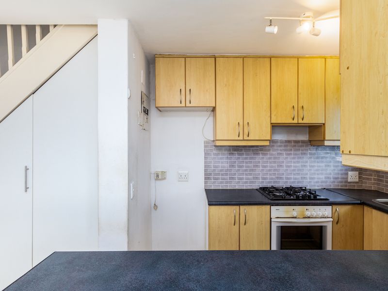 Contemporary Elegance Meets Village Charm - Photo 5