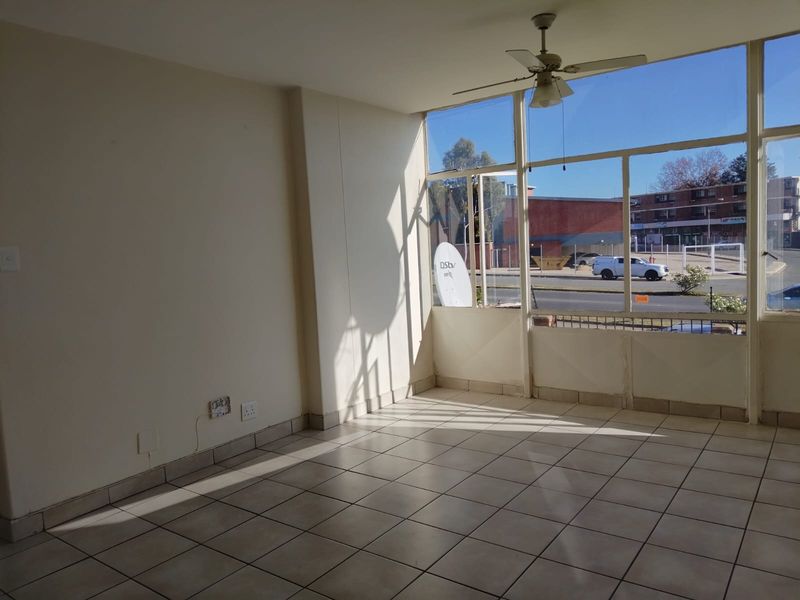 FOR SALE | Charming 1-Bedroom Flat in Kempton Park Ext 5 / Edleen - Photo 6