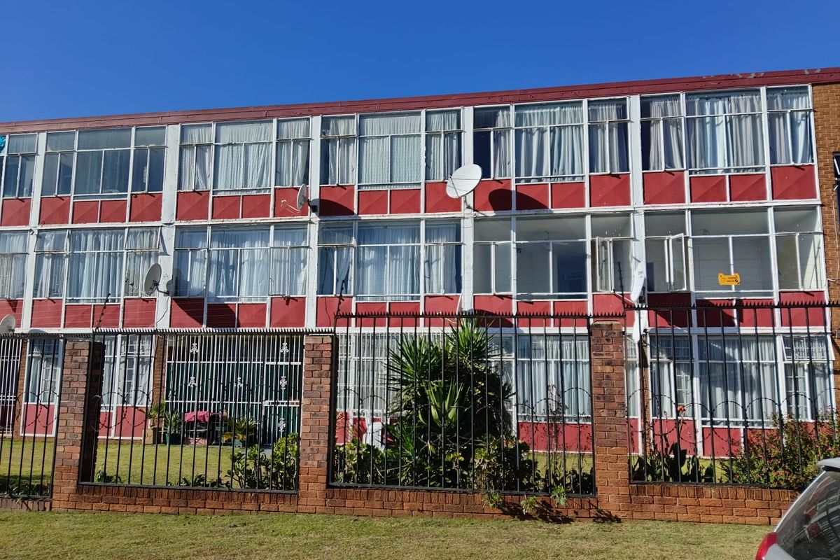 FOR SALE | Charming 1-Bedroom Flat in Kempton Park Ext 5 / Edleen - Photo 2