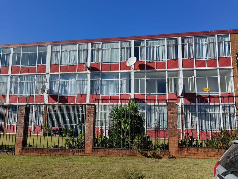 FOR SALE | Charming 1-Bedroom Flat in Kempton Park Ext 5 / Edleen - Photo 2