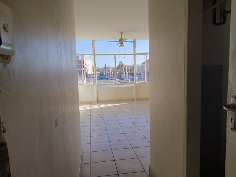 FOR SALE | Charming 1-Bedroom Flat in Kempton Park Ext 5 / Edleen - Photo 4