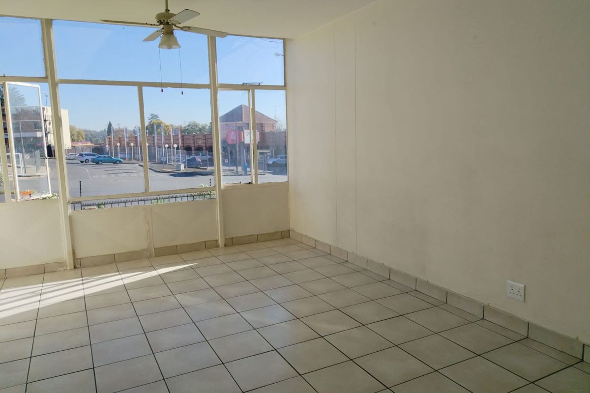 FOR SALE | Charming 1-Bedroom Flat in Kempton Park Ext 5 / Edleen - Photo 5