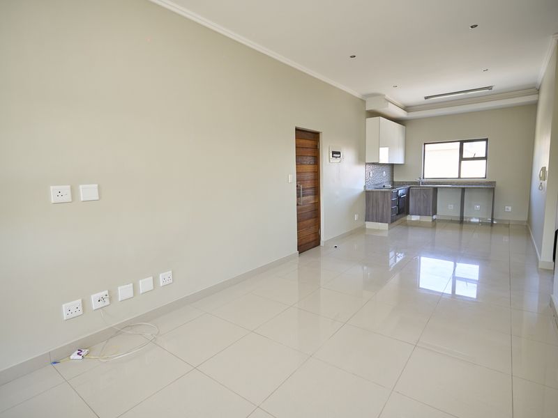 2 Months Deposit Required, No Airbnb Allowed, Experience secure and upmarket living at Savannah Park - Photo 7