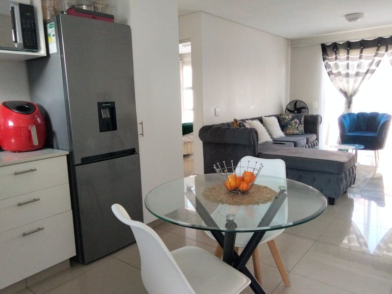 Lovely 2 Bedroom Apartment in Umhlanga Ridge - Photo 10
