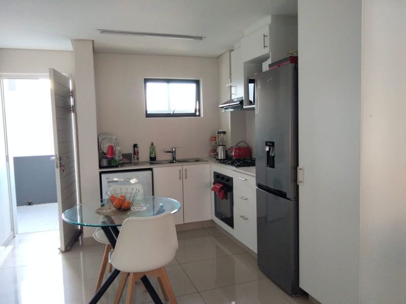 Lovely 2 Bedroom Apartment in Umhlanga Ridge - Photo 7