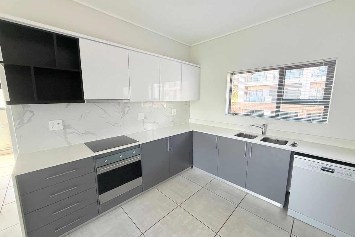 Spacious 2-Bedroom, 2-Bathroom Apartment – Izinga Eco Estate, Umhlanga - Photo 3