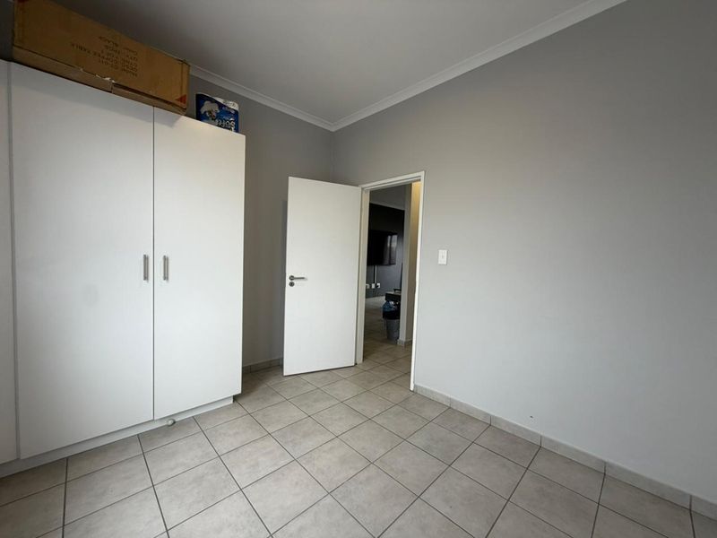 2 Bedroom 2 Bathroom Apartment For Rent - Photo 8