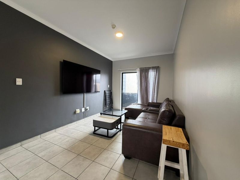 2 Bedroom 2 Bathroom Apartment For Rent - Photo 2