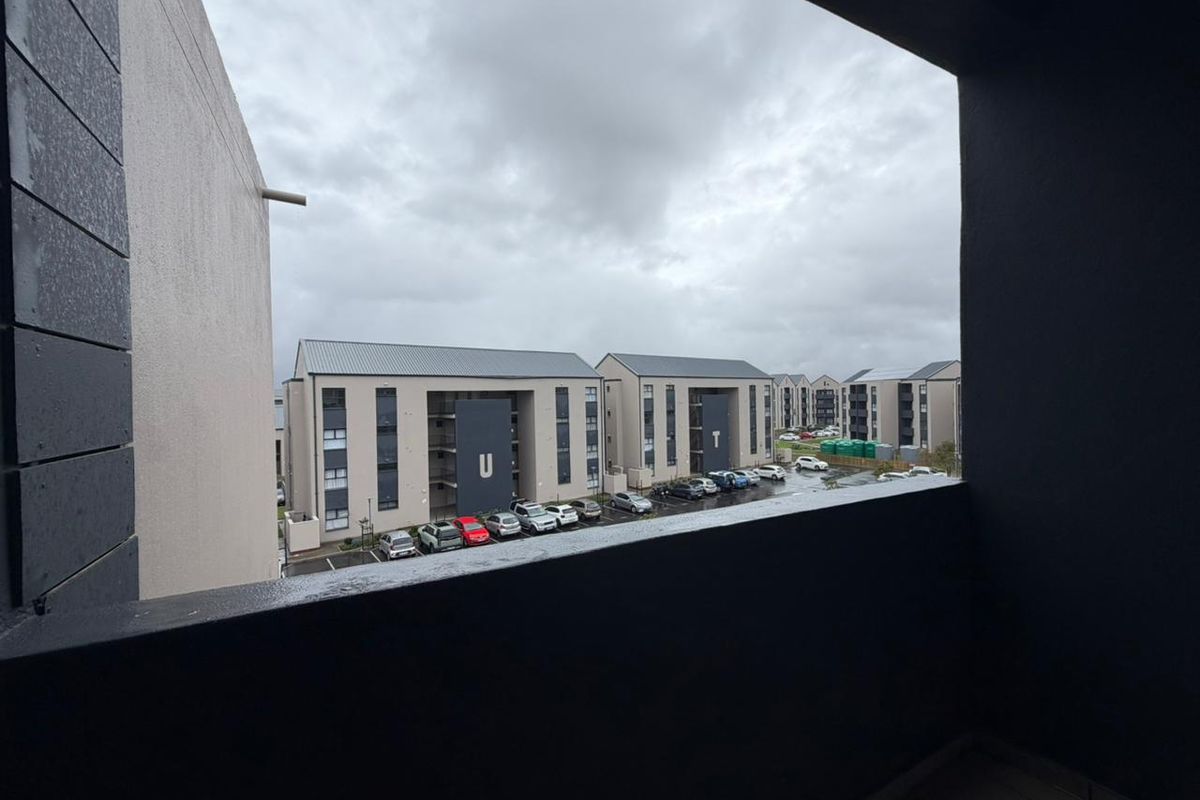 2 Bedroom 2 Bathroom Apartment For Rent - Photo 4