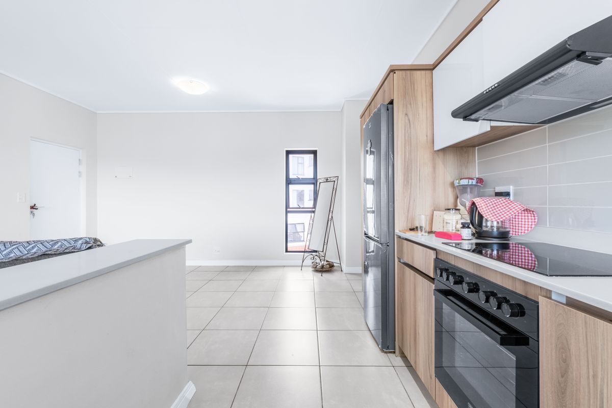 2 Bedroom 2 Bathroom Apartment for sale in the sought after Ballito Hills - Photo 3