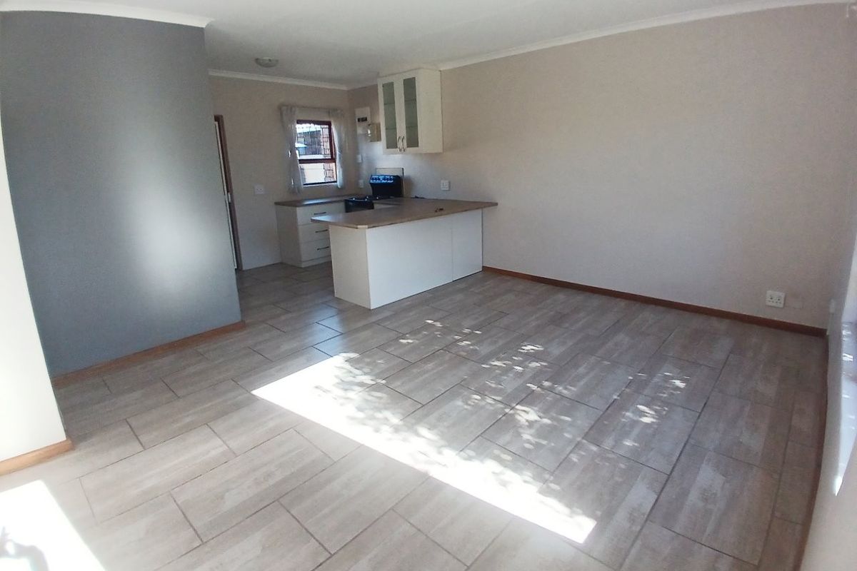 OVERBAAKENS 2 BED 1 BATH HOUSE FOR RENT - Photo 4