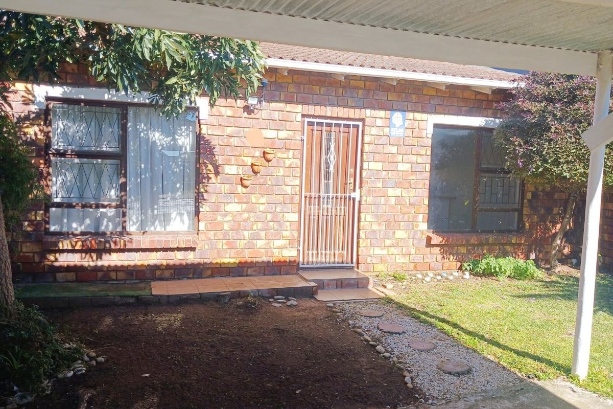 OVERBAAKENS 2 BED 1 BATH HOUSE FOR RENT - Photo 2