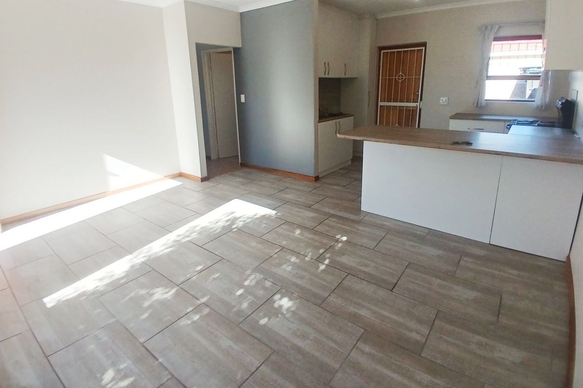 OVERBAAKENS 2 BED 1 BATH HOUSE FOR RENT - Photo 3