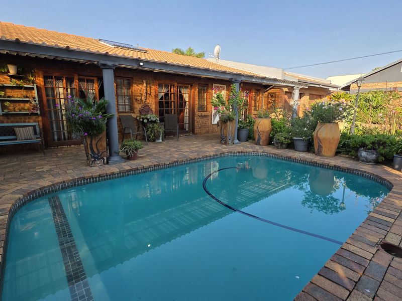 House For Sale In Springs - Photo 1