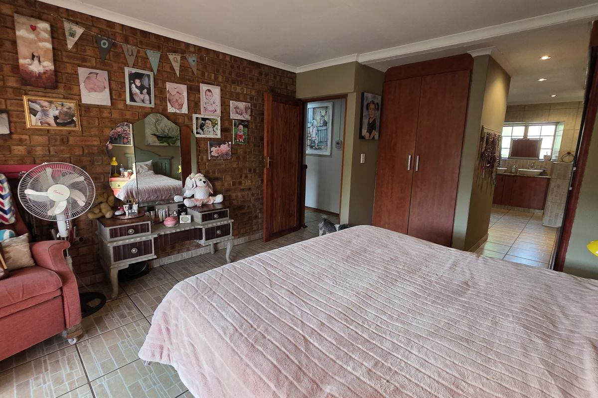 House For Sale In Springs - Photo 5