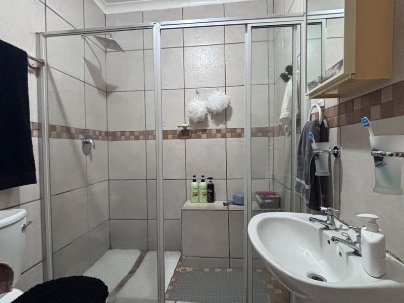 2 BEDROOM HOUSE TO LET - Photo 10