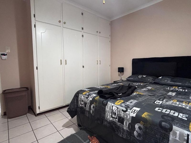 2 BEDROOM HOUSE TO LET - Photo 8