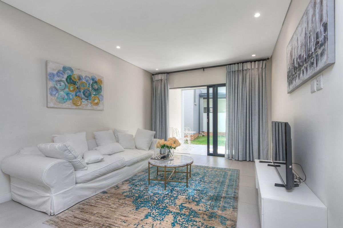 Apartment For Sale In Sandton - Photo 5