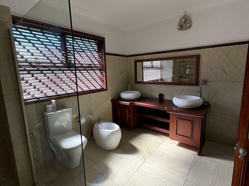 Fully Furnished Spacious Bachelor Apartment in Elfindale - Photo 10