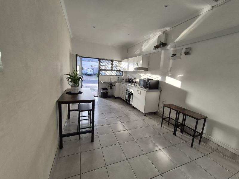 Fully Furnished Spacious Bachelor Apartment in Elfindale - Photo 4