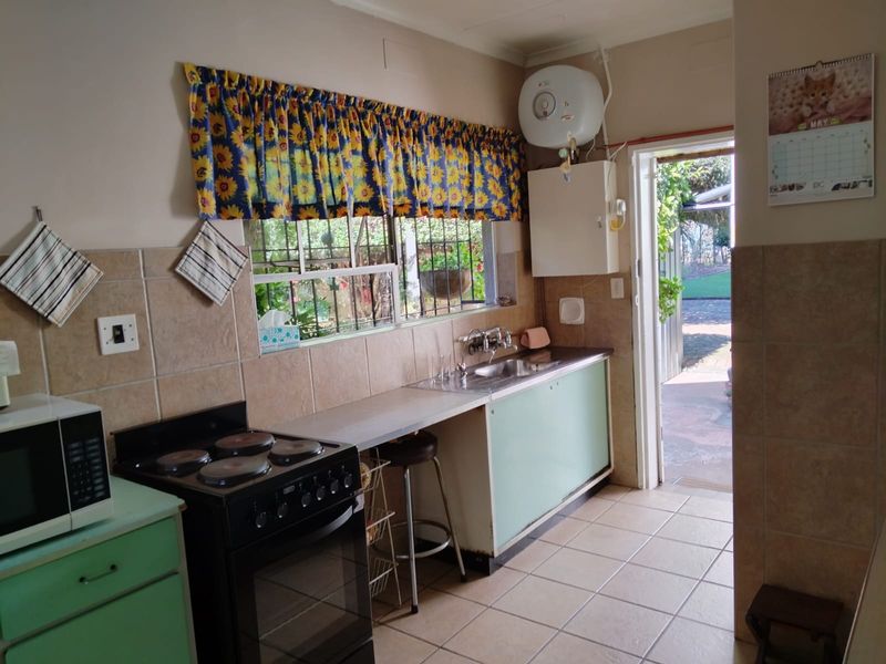 Lovely Family Home on a Spacious Erf in Birchleigh - Photo 8