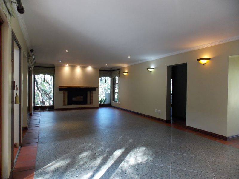 Family home to rent in Magalies Golf Estate - Photo 10