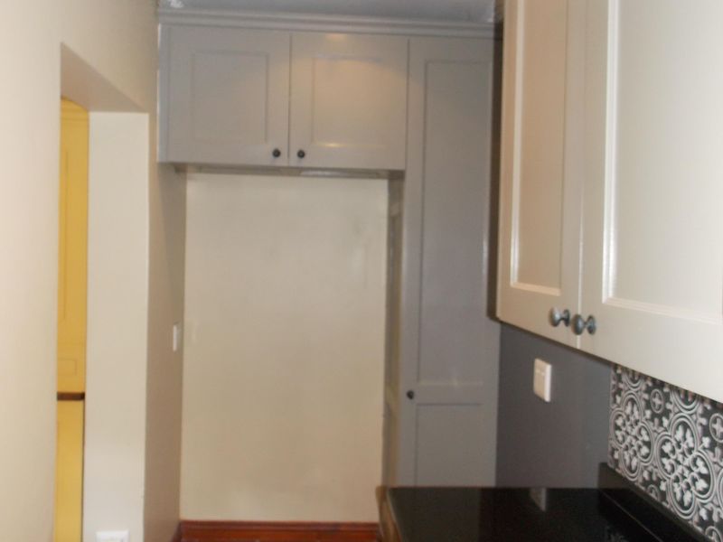 Family home to rent in Magalies Golf Estate - Photo 9