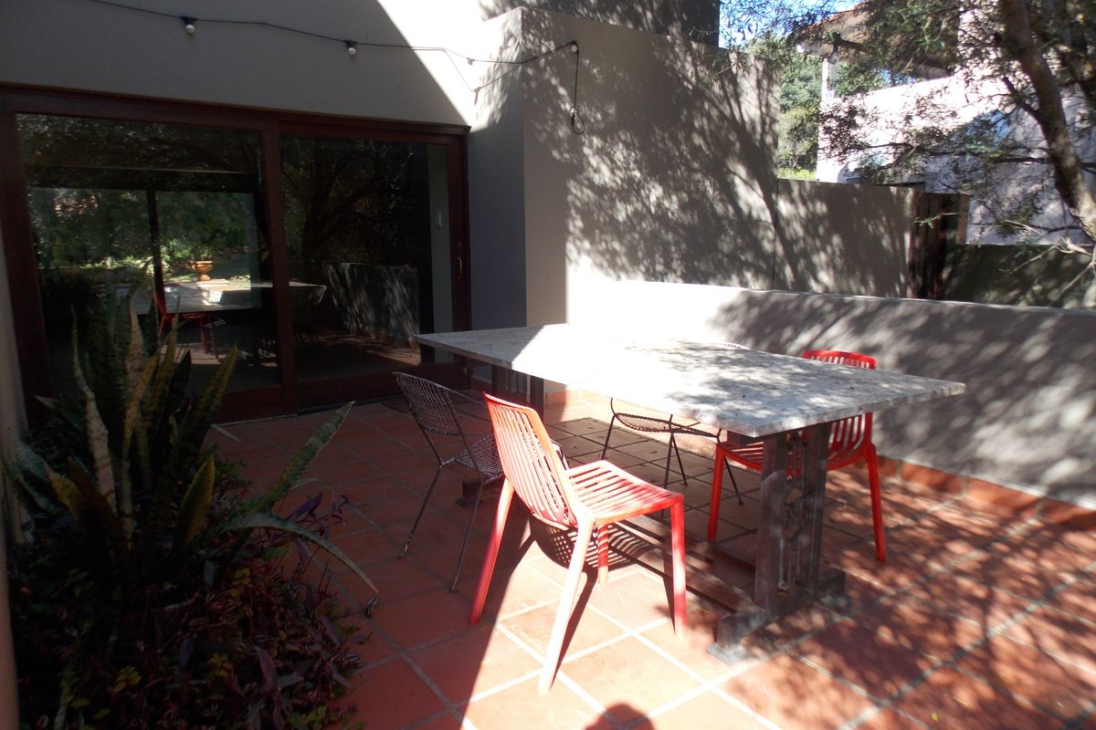 Family home to rent in Magalies Golf Estate - Photo 4