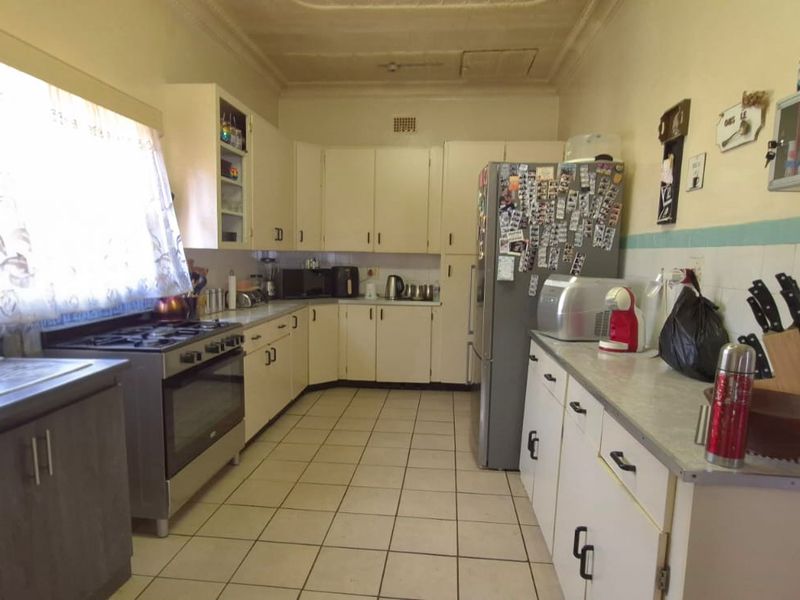 Great Family Home available in Geduld Ext 1 - Photo 8