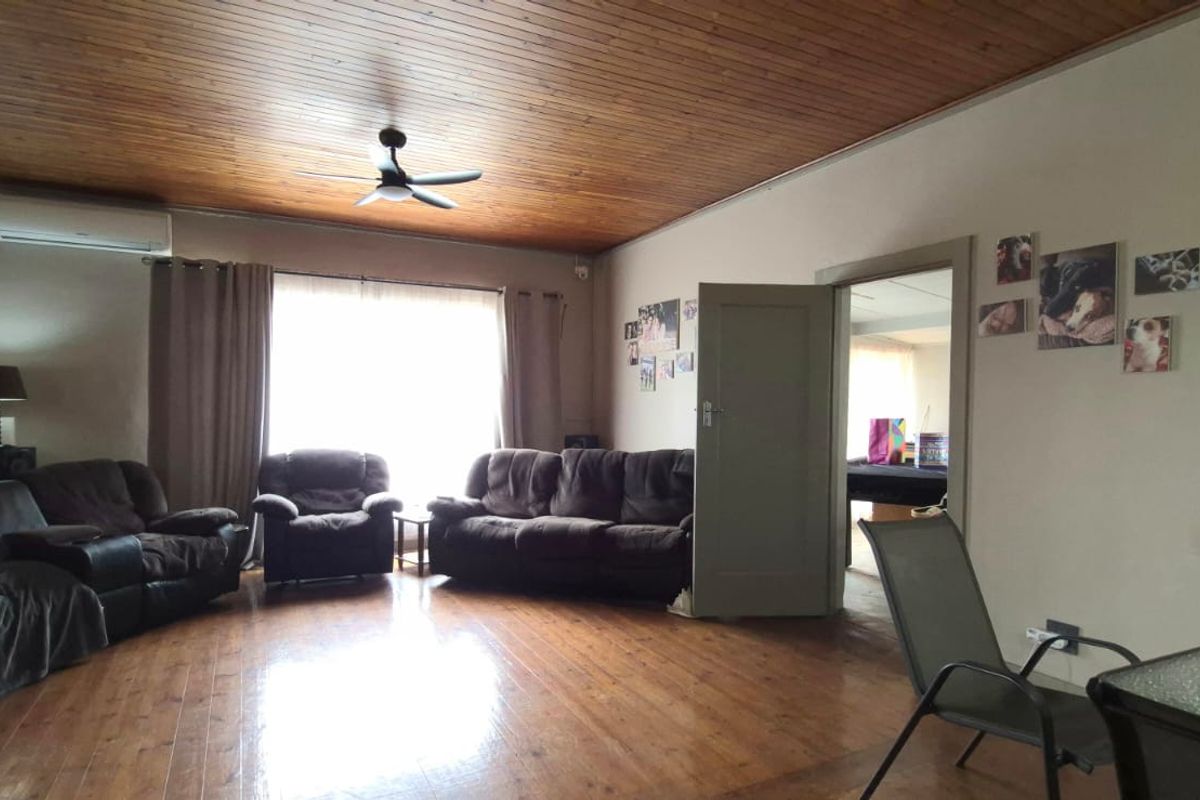 Great Family Home available in Geduld Ext 1 - Photo 4