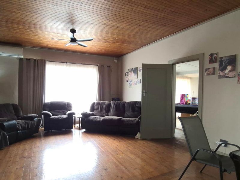 Great Family Home available in Geduld Ext 1 - Photo 4