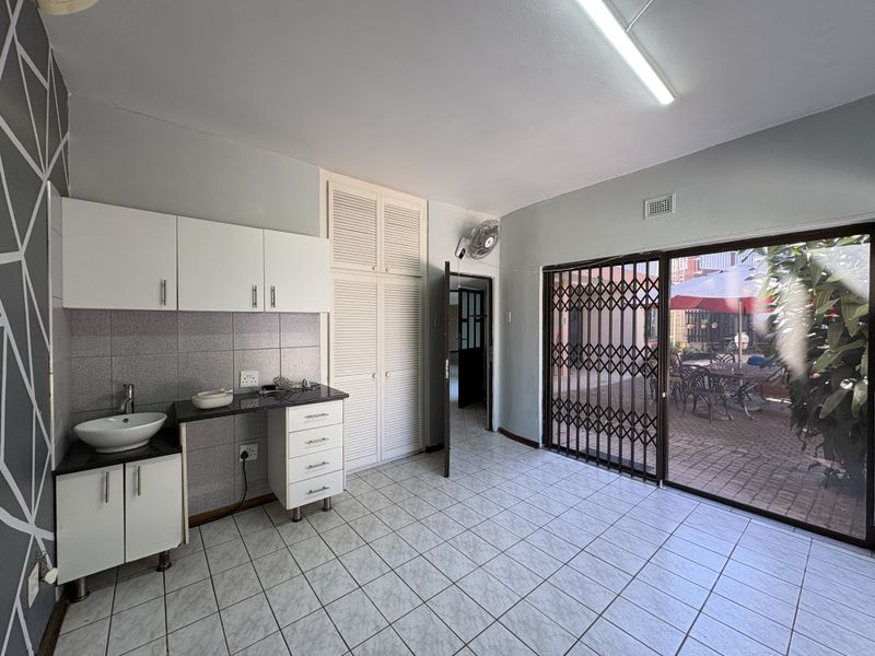 PROPERTY SHARE! PERFECT LOCATON! - Photo 3