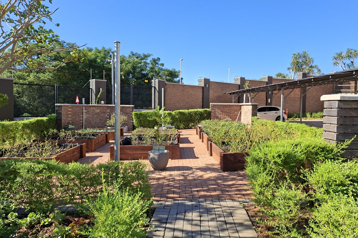 Izinga Eco Estate - 2 Bedroom Apartment to Let - Photo 3