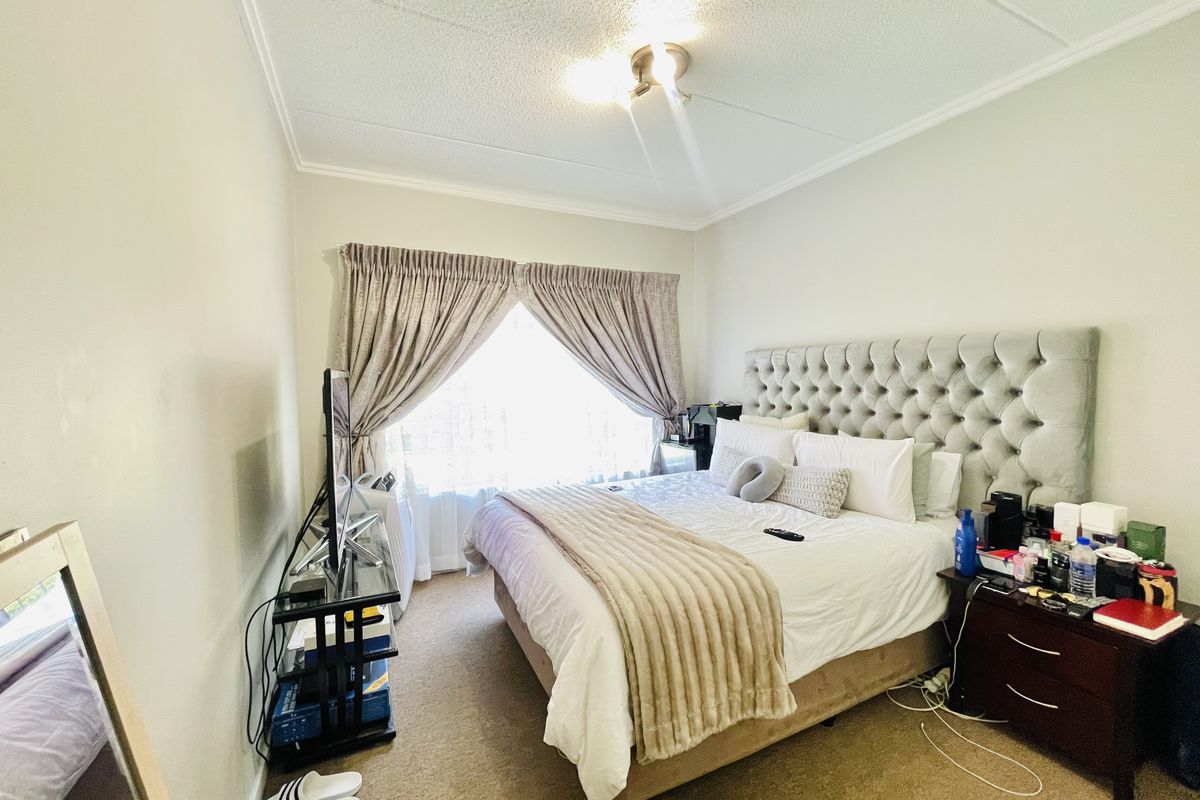 Experience sylish urban living at The Nicol in the heart of Bryanston - Photo 5