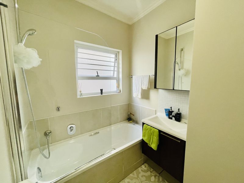 Experience sylish urban living at The Nicol in the heart of Bryanston - Photo 7