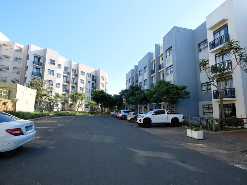 Apartment For Sale in Umhlanga Ridge - Photo 2