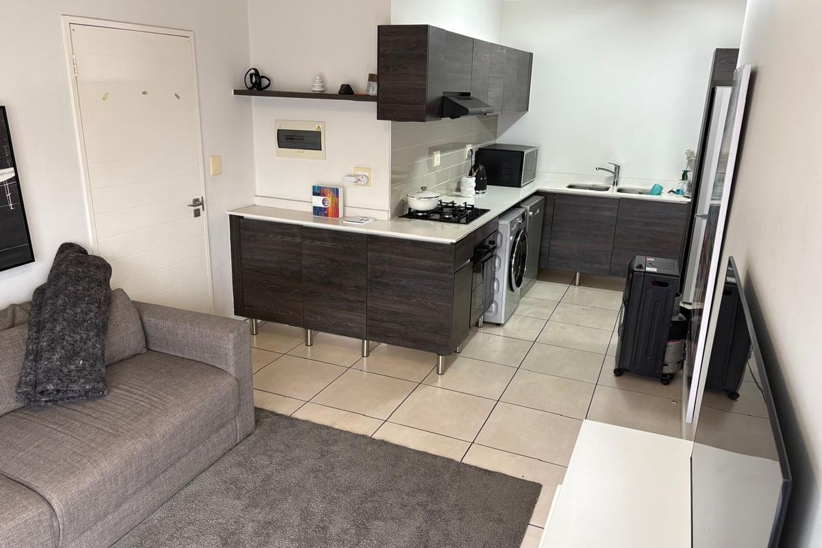 1 Bedroom Apartment - Photo 4