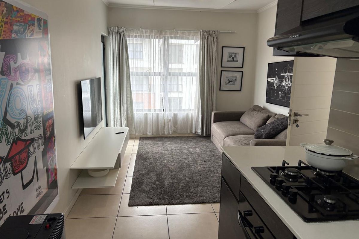 1 Bedroom Apartment - Photo 3