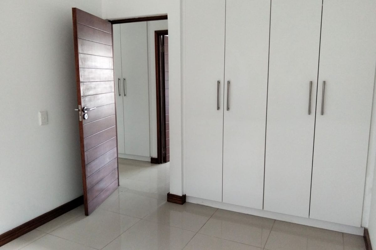 Spacious 2-Bed, 2-Bath Apartment To Let – Park Avenue - Photo 5