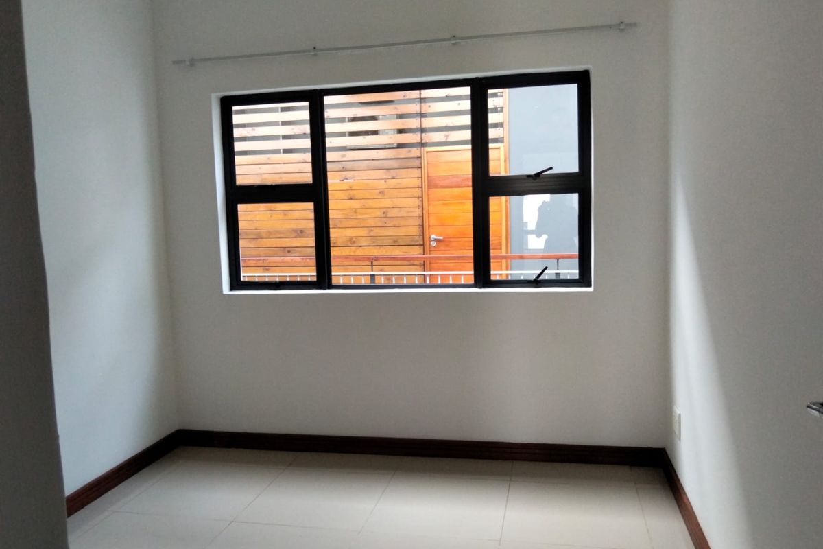 Spacious 2-Bed, 2-Bath Apartment To Let – Park Avenue - Photo 2