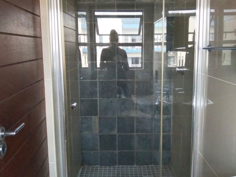 Spacious 2-Bed, 2-Bath Apartment To Let – Park Avenue - Photo 10